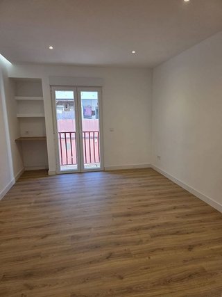 Piso en venta en Avda. de Abril. - 9 de octubre en Sagunto