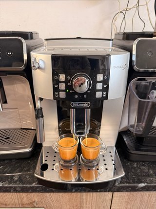 Cafetera Delonghi Magnifica S