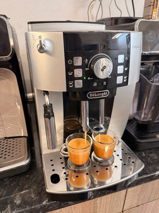 Cafetera Delonghi Magnifica S