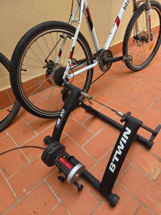 Bicicleta Rockrider RR5.2 L + Home Trainer