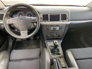 Opel Vectra 2.8T OPC (2008)