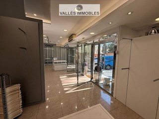 Local comercial en venta en Ca n'Aurell en Terrassa