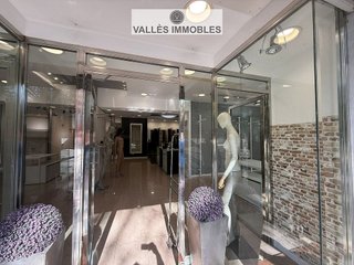 Local comercial en venta en Ca n'Aurell en Terrassa