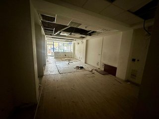 Local comercial en alquiler en Plaza España - Villa Pilar - Reyes Católicos - Vadillos en Burgos