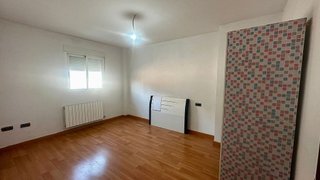 Casa adosada en venta en Renfe - Bulevar 1º y 2º Fase en Jaén