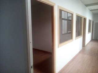 Oficina en alquiler en El Barral Ferial en Coslada