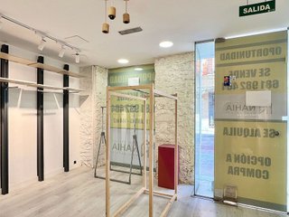 Local comercial en alquiler en Lovaina - Aranzabal en Vitoria-Gasteiz
