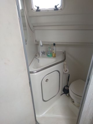 Barco para paseos, pesca y excursiones