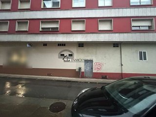 Local comercial en venta en Marín