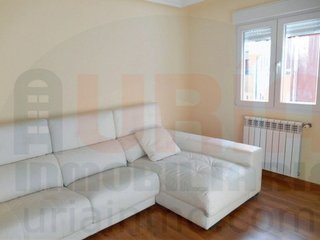 Piso en venta en Milán - Pumarín - Teatinos en Oviedo