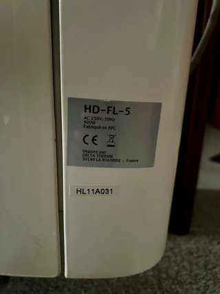 Calefactor eléctrico con ruedas 900W
