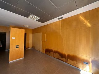Local comercial en venta en El Puerto - Romanilla en Roquetas de Mar