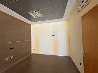 Local comercial en venta en El Puerto - Romanilla en Roquetas de Mar