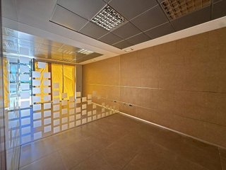Local comercial en venta en El Puerto - Romanilla en Roquetas de Mar