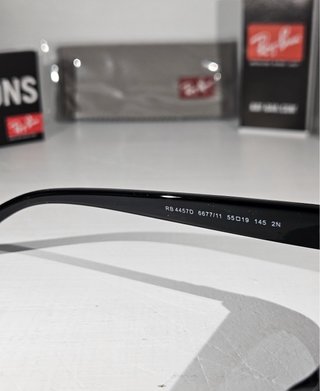 Occhiali da sole Ray Ban RB 4457D Neri