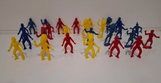Conjunto 26 Indios de Plástico Montaplex