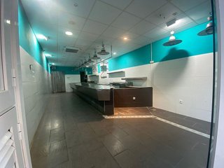 Local comercial en alquiler en Centre - Estació en Sant Cugat del Vallès