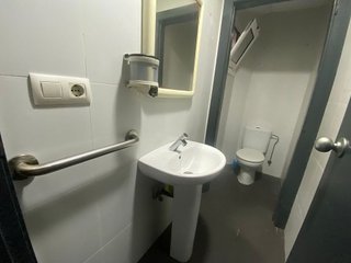 Local comercial en alquiler en Centre - Estació en Sant Cugat del Vallès