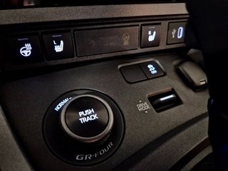 Toyota GR Yaris .GR-FOUR