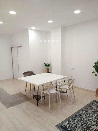 Local comercial en alquiler en Centre en Badalona