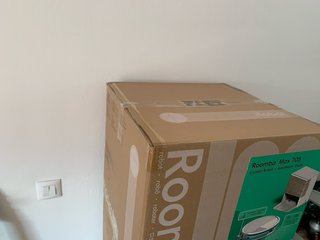 SIN DESPRECINTAR- Roomba Max 705