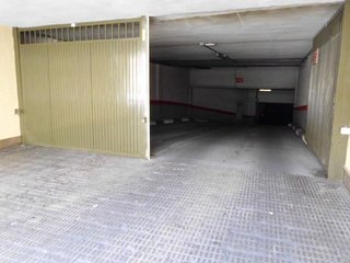 Garaje en alquiler en Este en Castellón de la Plana