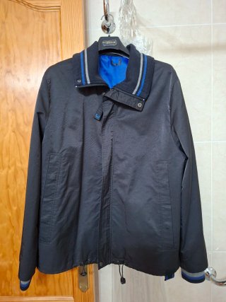 Chaqueta azul Talla XL y Adolfo Domínguez