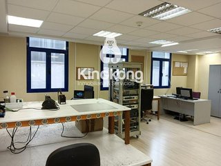 Local comercial en alquiler en Fresnos en Torrejón de Ardoz