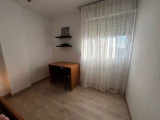 Piso en alquiler en Huerta Rosales - Valdepasillas en Badajoz