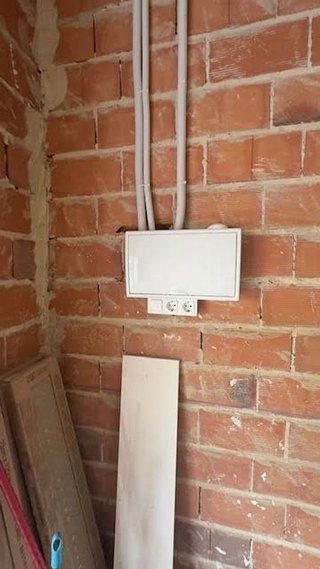 Local comercial en alquiler en Zona Avenida al Vedat en Torrent