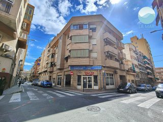Local comercial en alquiler en San Blas - Santo Domigo en Alicante