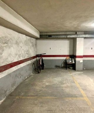 Garaje en alquiler en Centro en Almería