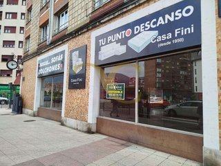 Local comercial en alquiler en Campo San Francisco - Plaza de América en Oviedo