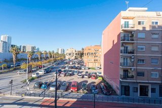 Piso en alquiler en Natzaret en Valencia