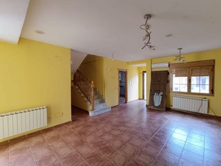 Casa adosada en venta en Azucaica - Santa María de Benquerencia en Toledo