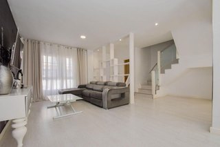 Casa adosada en venta en Cúllar Vega
