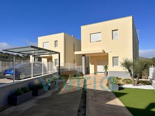 Chalet en venta en Las Pedrizas en Chiva