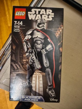 LEGO Star Wars Capitano Phasma 75118