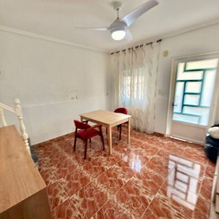 Casa adosada en venta en San Felipe - El Almendral - La Merced en Jaén