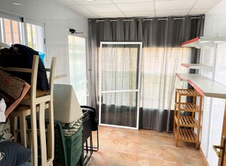 Casa adosada en venta en Torredonjimeno