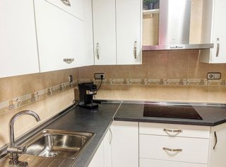Casa adosada en venta en Torredonjimeno