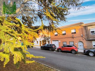 Casa adosada en venta en Ave María en Palencia