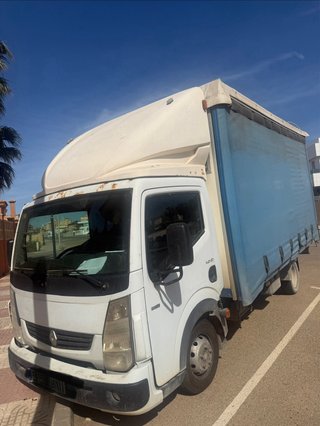 Renault Trucks Maxity 2009