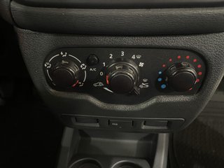 Dokker Van Essential dCi 55kW (75CV)