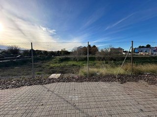 Terreno en venta en El Baladre en Sagunto