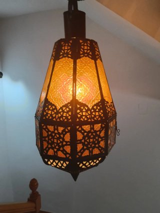 Farol de latón y cristal labrado