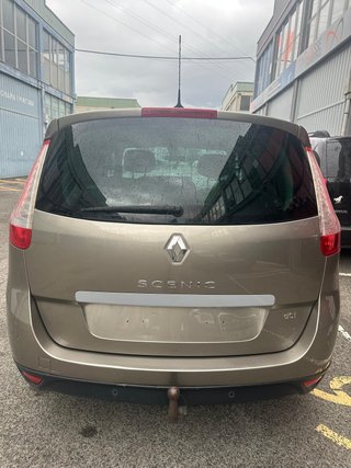 Renault Grand Scénic Dynamique 1.9dCi 130cv 7 plazas