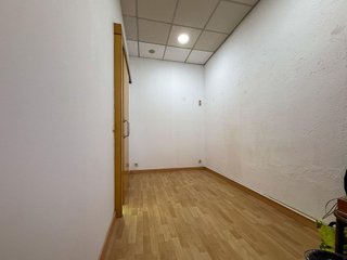 Local comercial en alquiler en Creu de Barberà en Sabadell