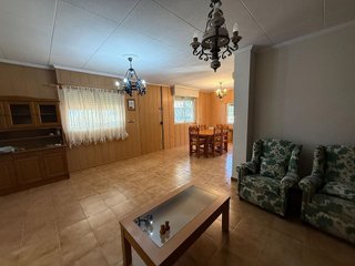 Chalet en venta en Novelda