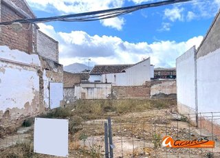 Terreno en venta en Zona de Cueva de Menga en Antequera
